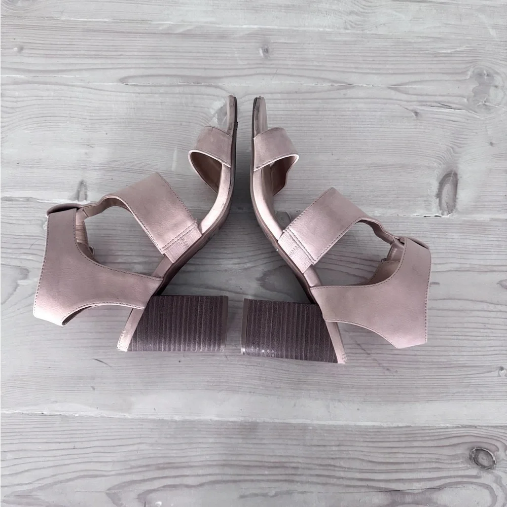 Express Heeled Sandals with Chunky Block Heel